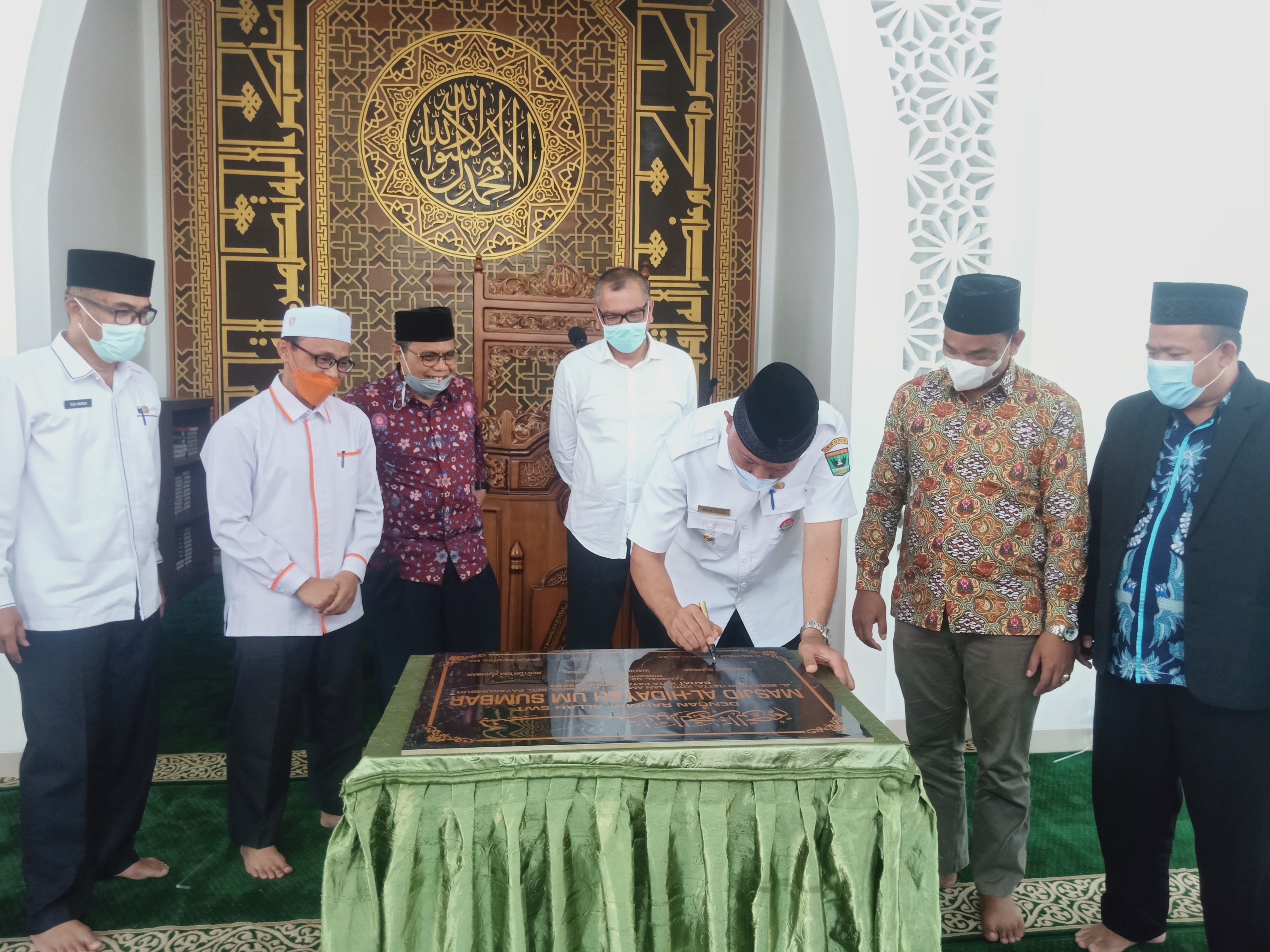 Gubernur Mahyeldi Resmikan Masjid Al Hidayah Univeristas Muhammadiyah Sumatera Barat